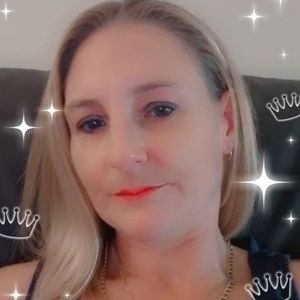 Meet your Posher, Yasmin